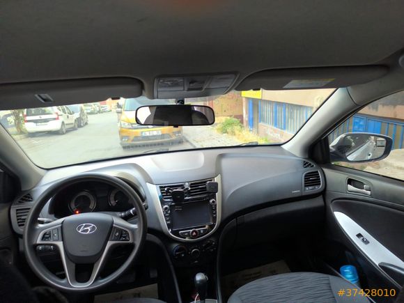 Sahibinden Hyundai Accent Blue 1.6 CRDI Mode Plus 2017 Model  160.000 km Beyaz