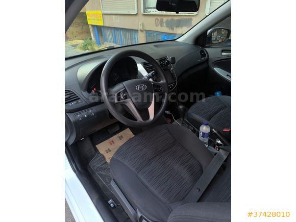 Sahibinden Hyundai Accent Blue 1.6 CRDI Mode Plus 2017 Model  160.000 km Beyaz