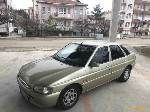 Sahibinden Ford Escort 1.6 CLX 1998 Model 