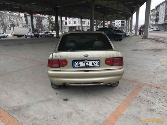 Sahibinden Ford Escort 1.6 CLX 1998 Model 