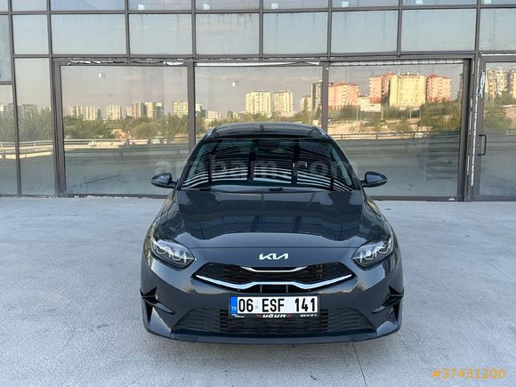 Sahibinden Kia Ceed 1.6 CRDi Prestige SW 2022  Model Acil fiyat düştü