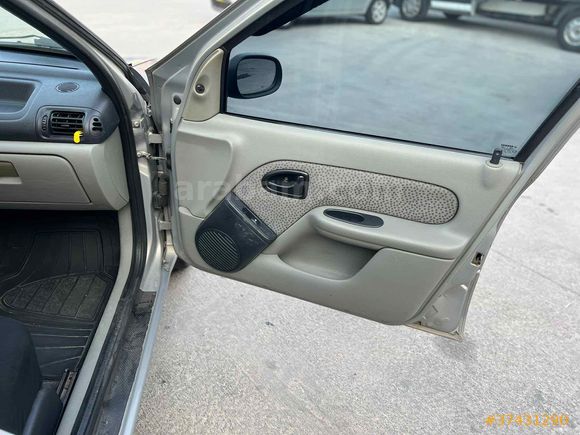 Sahibinden Renault Clio 1.5 dCi Alize 2006 Model 