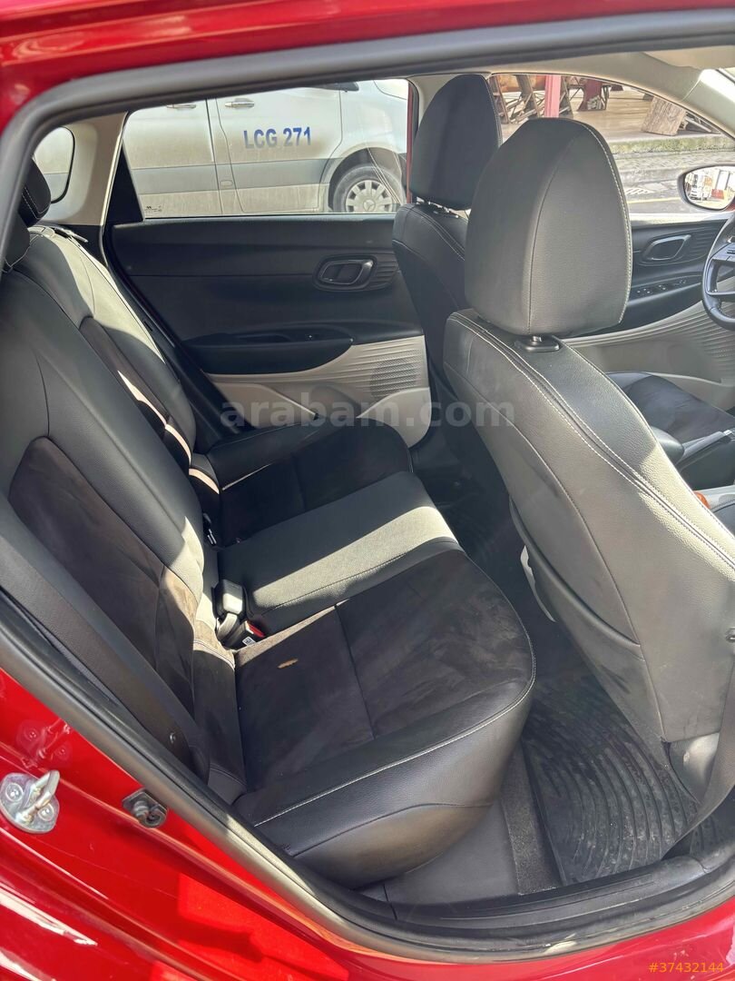 Sahibinden Hyundai i20 Active 1.4 MPi Elite Smart 2023 Model İstanbul 20.000 km Kırmızı 6