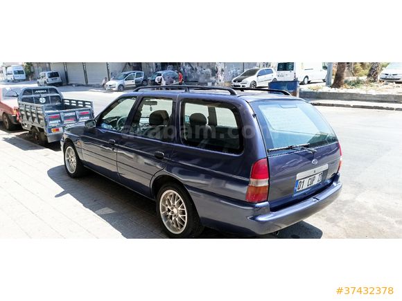 öncelik takas  Ford Escort stw 1.6 CLX 1999 Model