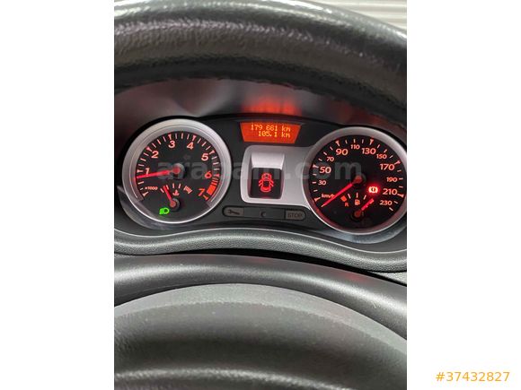 Sahibinden Renault Clio 1.4 Expression 2010 Model 