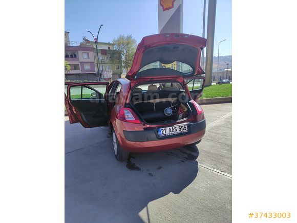 Sahibinden Renault Megane 1.4 Authentique 2006 Model 