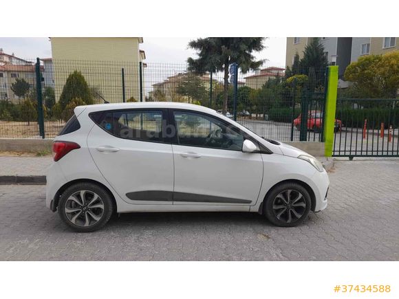 Sahibinden Hyundai i10 1.2 D-CVVT Elite 2016 Model  35.000 km Beyaz