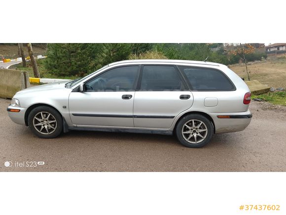 Sahibinden Volvo V40 1.8 2002 Model