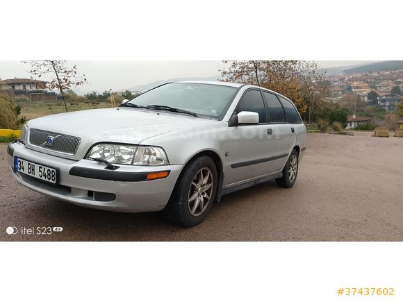 Sahibinden Volvo V40 1.8 2002 Model