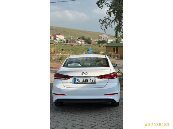 Sahibinden Hyundai Elantra 1.6 D-CVVT Style 2017 Model 