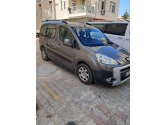 Sahibinden Peugeot Partner 1.6 HDI Outdoor 2011 Model