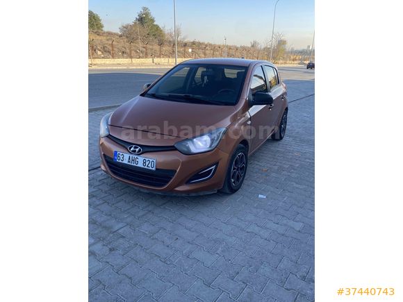 Sahibinden Hyundai i20 1.2 D-CVVT Jump 2014 Model  190 km Turuncu
