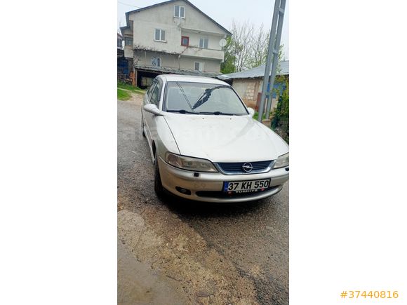 Sahibinden Opel Vectra 2.0 CDX 2000 Model