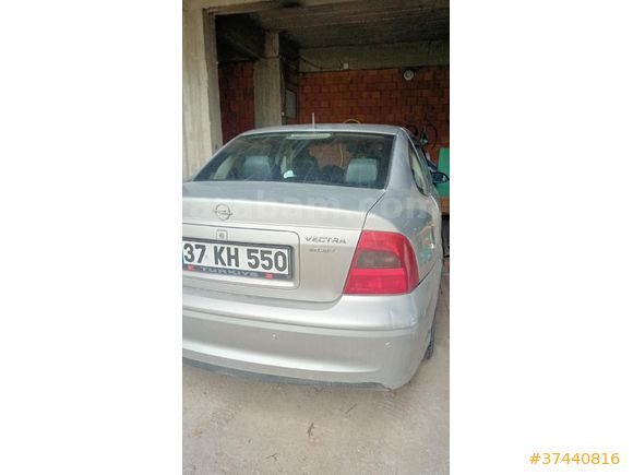 Sahibinden Opel Vectra 2.0 CDX 2000 Model