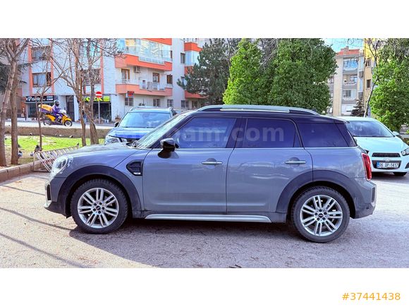Mini Cooper Countryman 1.5 Signature 2022 Model