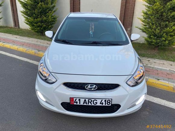 Sahibinden Hyundai Accent Blue 1.6 CRDI Mode 2018 Model Beyaz