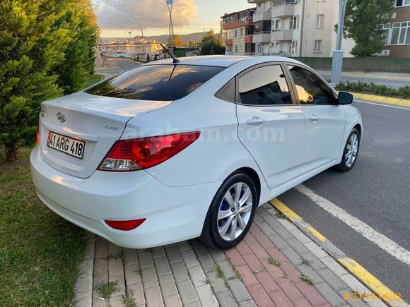 Sahibinden Hyundai Accent Blue 1.6 CRDI Mode 2018 Model Beyaz