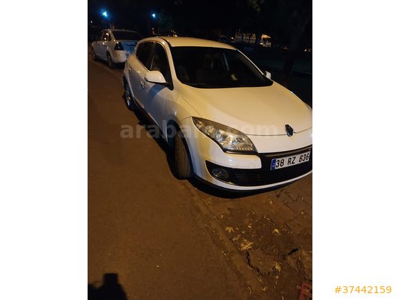 Sahibinden Renault Megane 1.6 Touch 2012 Model