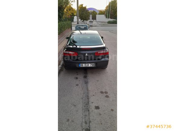 Sahibinden Renault Laguna 1.6 Expression 2005 Model  315.000 km Füme