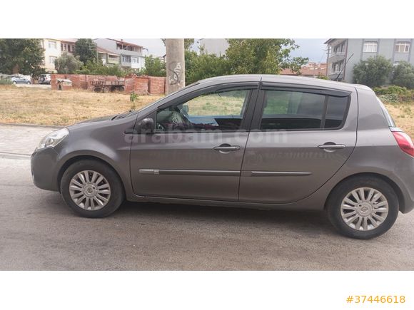 Sahibinden Renault Clio 1.5 dCi Authentique Edition 2012 Model