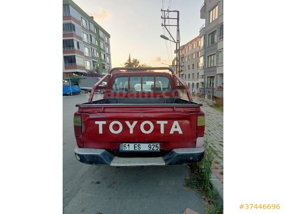 Sahibinden Toyota Hilux 2.4 D 2000 Model