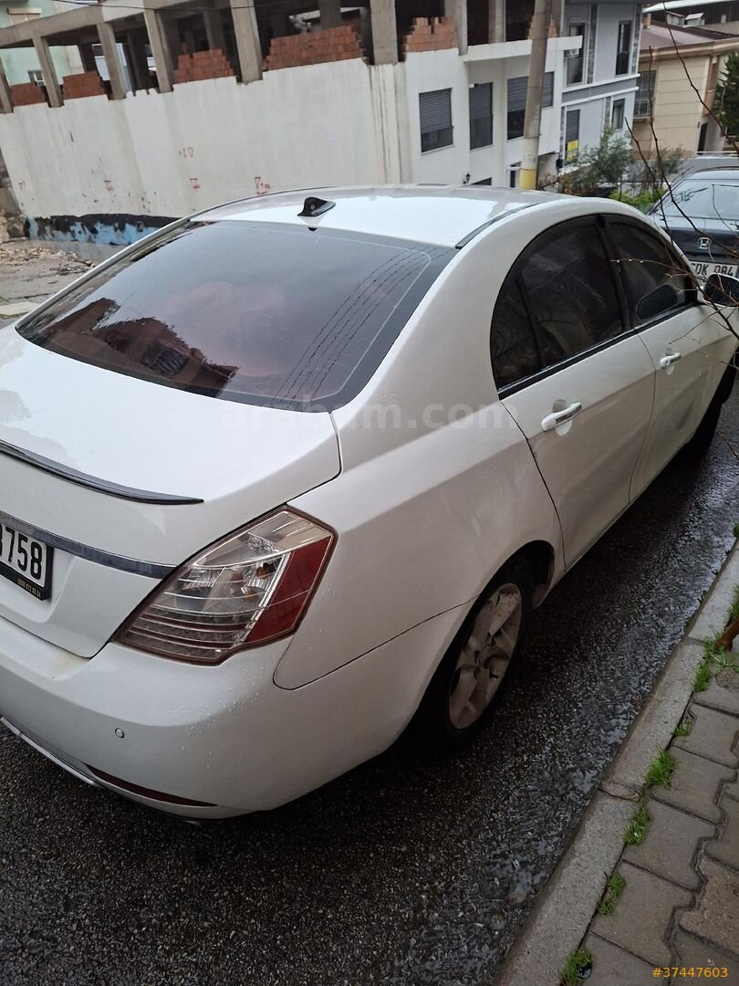 Sahibinden Geely Emgrand 1.5 GSL Premium 2012 Model İzmir 240.000 km Beyaz 5