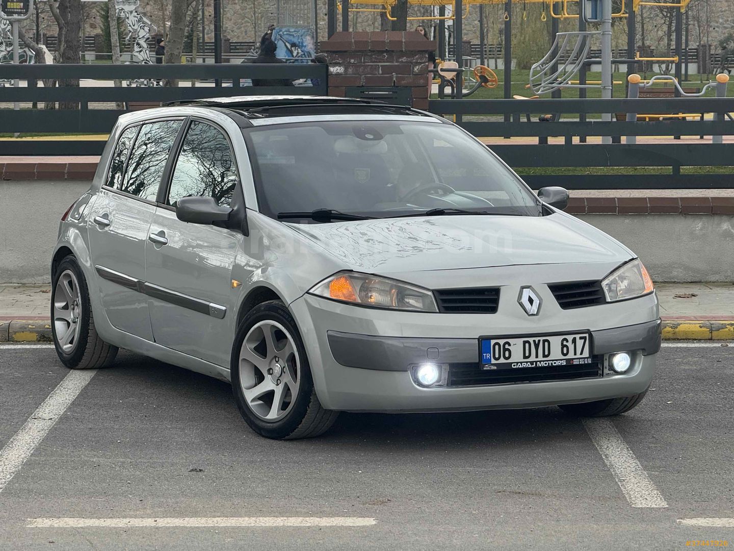 RENAULT MEGANE 1.5 DCİ PRİVİLEGE 2004 MODEL KOCAELİ 287.000 KM GRİ