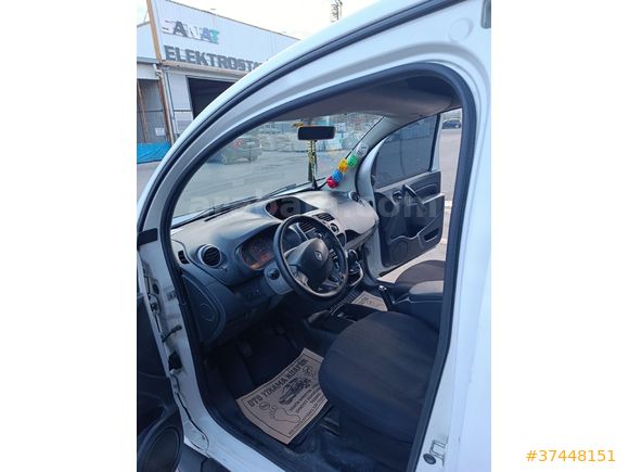 Sahibinden Renault Kangoo Multix 1.5 dCi Extreme 2017 Model  175.000 km Beyaz