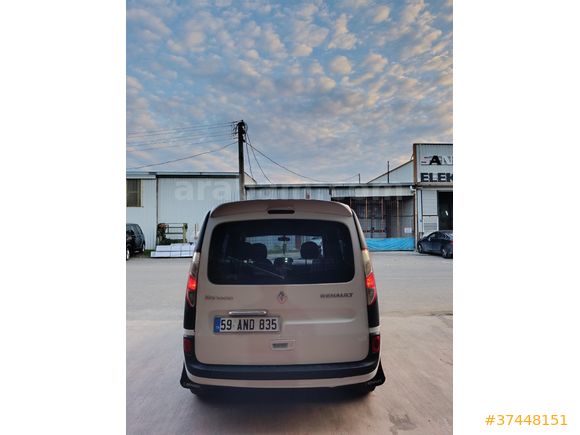 Sahibinden Renault Kangoo Multix 1.5 dCi Extreme 2017 Model  175.000 km Beyaz