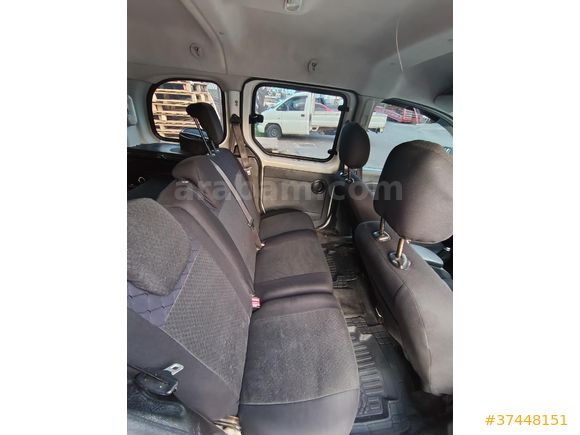 Sahibinden Renault Kangoo Multix 1.5 dCi Extreme 2017 Model  175.000 km Beyaz