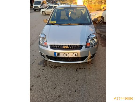 Sahibinden Ford Fiesta 1.4 TDCi Comfort 2006 Model