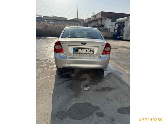 Sahibinden Ford Focus 1.6 TDCi Titanium 2011 Model 