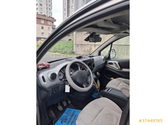2011 MODEL 120.000 KM'DE  PEUGEOT PARTNER PREMİUM PACK