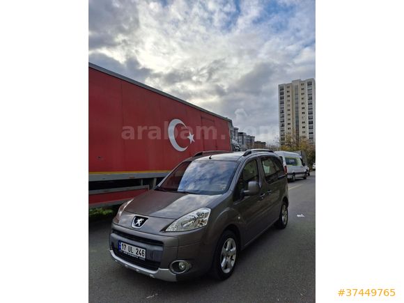 2011 MODEL 120.000 KM'DE  PEUGEOT PARTNER PREMİUM PACK