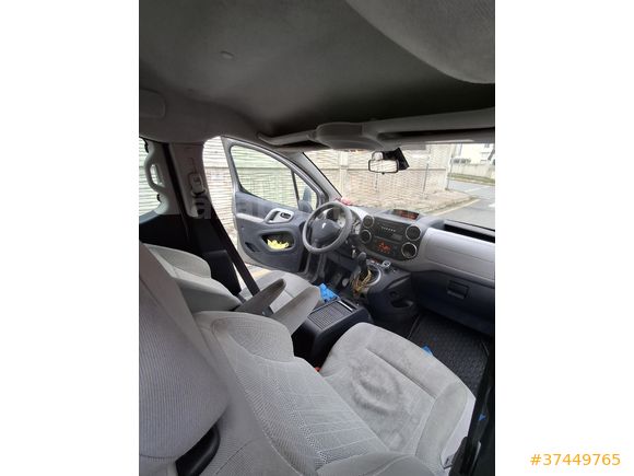 2011 MODEL 120.000 KM'DE  PEUGEOT PARTNER PREMİUM PACK