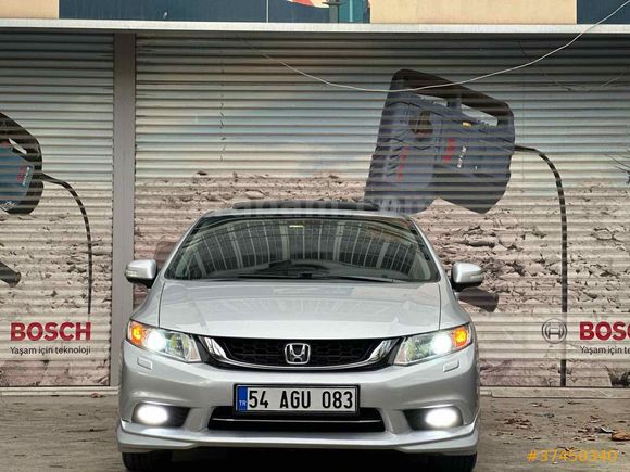 Sahibinden Honda Civic 1.6 i-VTEC Black Edition 2015 Model  177.000 km Gri (Gümüş)
