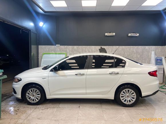 Sahibinden Fiat Egea 1.4 Fire Easy 2020 Model  93.000 km Beyaz