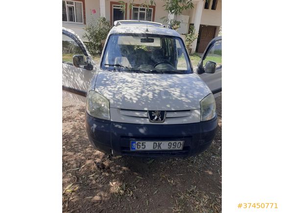 Sahibinden Peugeot Partner 1.9 D 2004 Model