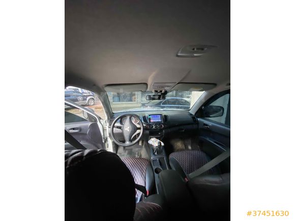 Sahibinden Mitsubishi L 200 4x2 Intense 2014 Model 