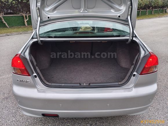 Sahibinden Honda Civic 1.6 i-VTEC LS 2004 Model
