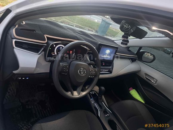 Sahibinden Toyota Corolla 1.5 Vision Plus 2024 Model 