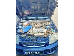 ACİLL Sahibinden Honda Civic 1.6 i ES 1998 Model