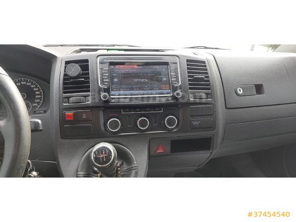 Sahibinden Volkswagen Caravelle 2.0 TDI Trendline 2011 Model  420.000 km Füme
