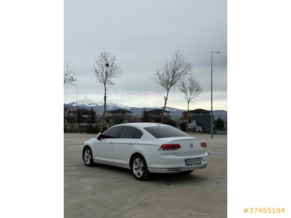 Sahibinden Volkswagen Passat 1.6 TDi BlueMotion Comfortline 2015 Model Amasya 188.000 km Beyaz