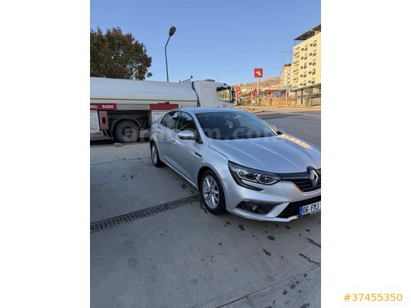 Sahibinden Renault Megane 1.5 dCi Touch 2018 Model 