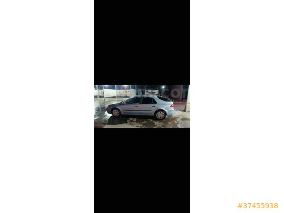 Sahibinden Değişensiz Renault Laguna 2.0 Dynamique 2003 Model 