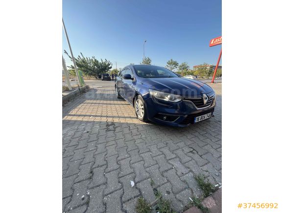 Sahibinden Renault Megane 1.5 dCi Touch Plus 2017 Model  240.000 km Lacivert