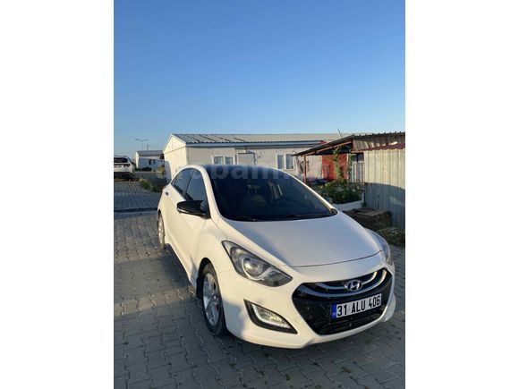 Düşük km tek değişenli i30 