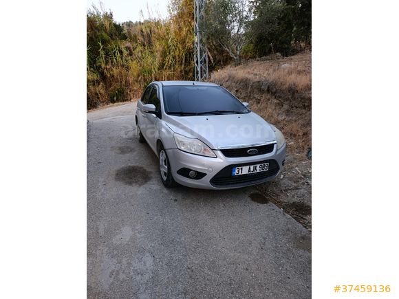 Sahibinden Ford Focus 1.6 TDCi Ghia 2009 Model  230.000 km Gri