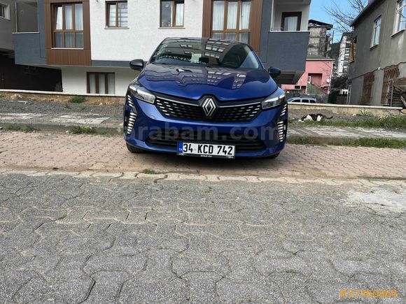 Sahibinden Renault Clio 1.0 TCe Evolution 2023 Model  37.000 km Mavi (metalik)
